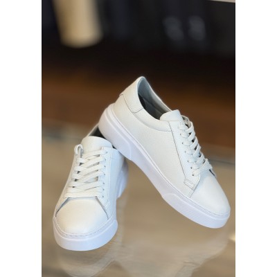 Beyaz Deri Spor Ayakkabı