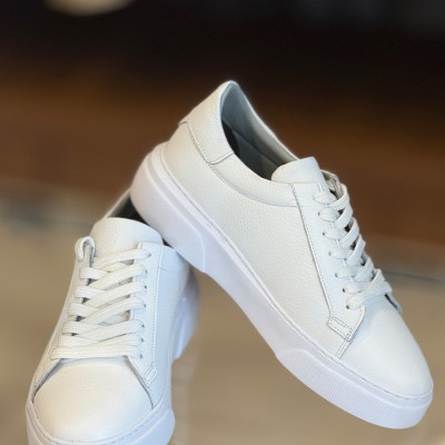 Beyaz Deri Spor Ayakkabı